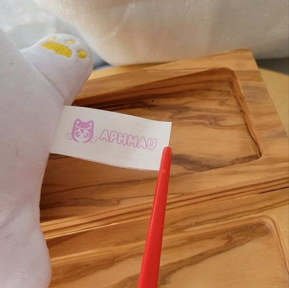 Small Soft Stuffed Animals,Kawaii Cat Hugging Pillow Super Kitten Plush Aphmau - Picture 10 of 10